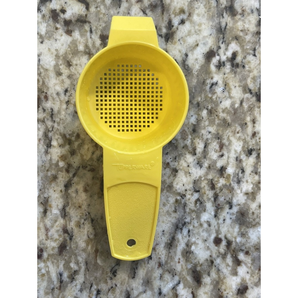 Vintage 80's New Yellow Tupperware MINI Strainer Strainer Colander (1)